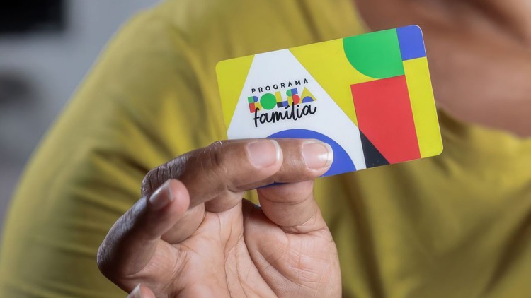 Ministério alerta sobre fake news de pagamento do Bolsa Família