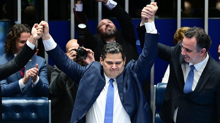 Davi Alcolumbre eleito presidente do Senado