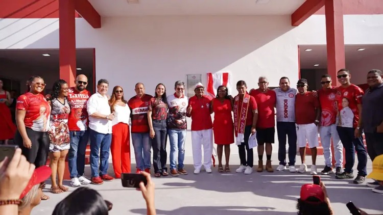 Boêmios do Laguinho reinaugura Theatro do Samba Francisco Lino da Silva com apoio do Governo do Estado, em Macapá