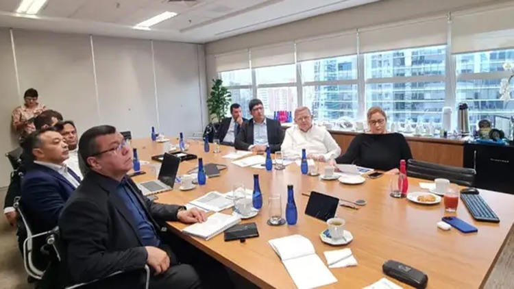 Governo do Amapá acompanha investimentos previdenciários da Amprev em reuniões com bancos em São Paulo
