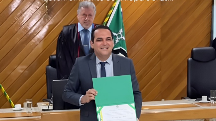 Compromisso com o povo: Paulo Lemos diplomado deputado federal pelo Amapá