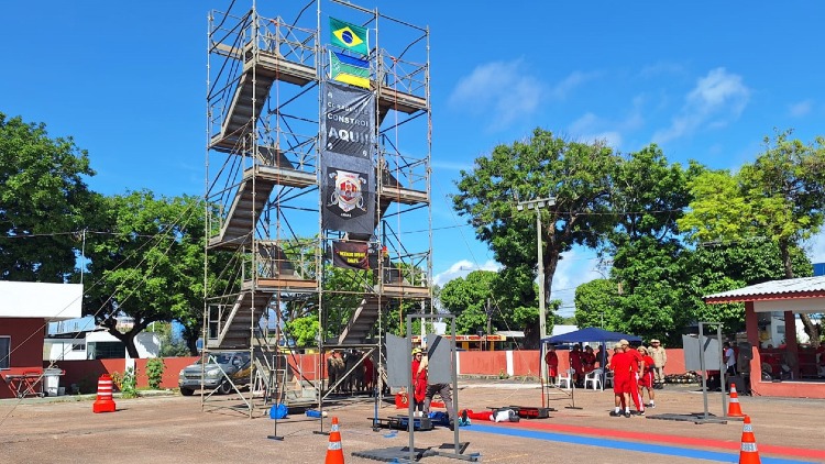 Torneio internacional “Bombeiro de Aço”