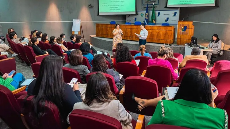 Governo do Amapá integra Encontro Nacional de Observatórios da Mulher, em Brasília