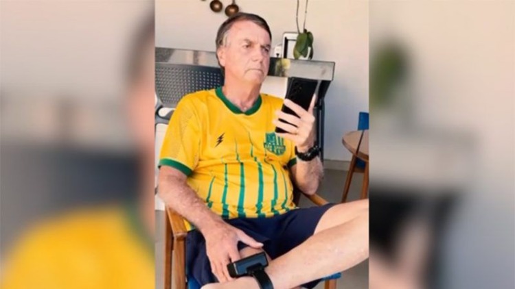 Quaest: 53% são a favor e 47% contra prisão domiciliar de Bolsonaro