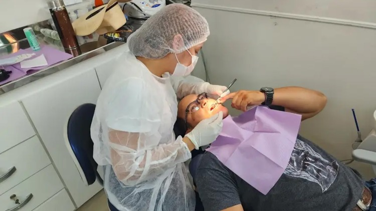 Mais Sorriso realiza 470 procedimentos e entrega mais de 800 kits de higiene bucal aos trabalhadores rurais da 54ª Expofeira do Amapá