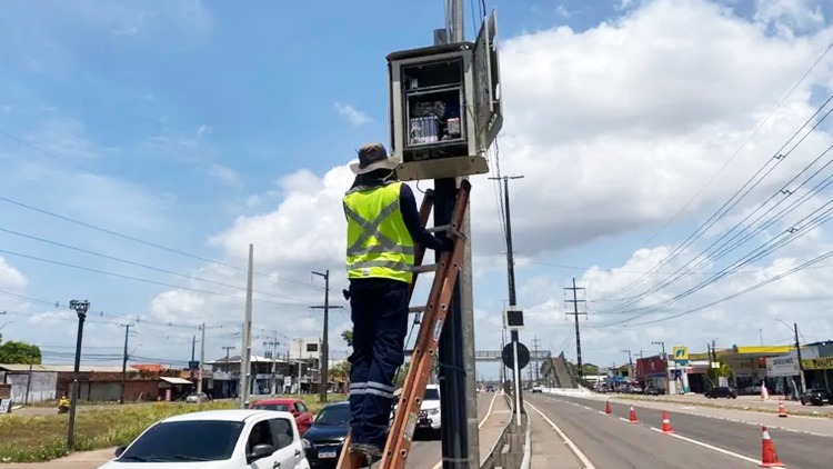 Ipem-Ap realiza aferição dos medidores de velocidade nas principais vias do centro de Macapá