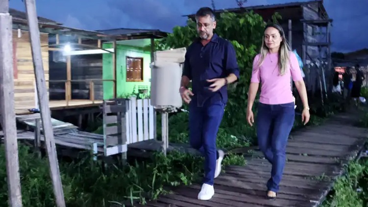 Governador Clécio Luís vistoria início da construção de passarela em concreto na Zona Sul de Macapá