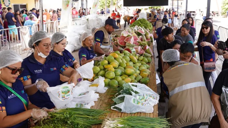GEA realiza a primeira edição da feira “Amapá que Alimenta” e beneficia 650 famílias no Residencial Mucajá, em Macapá