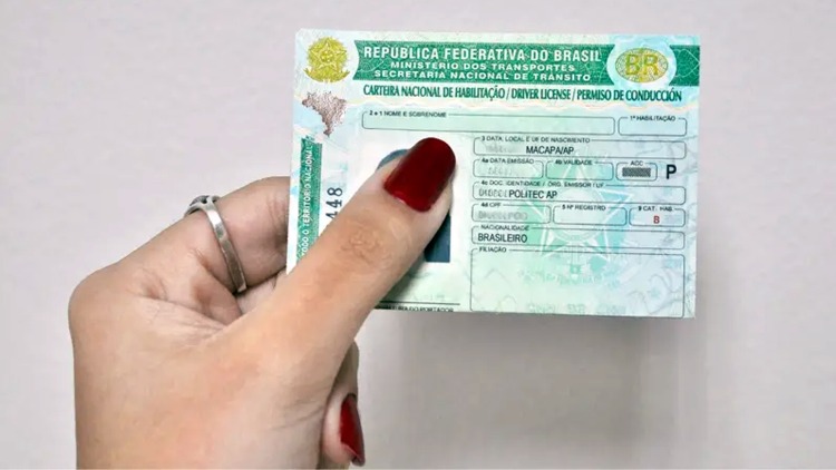 Detran Amapá anuncia ajuste de sistemas para implantação da nova CNH; mudanças são as maiores em anos