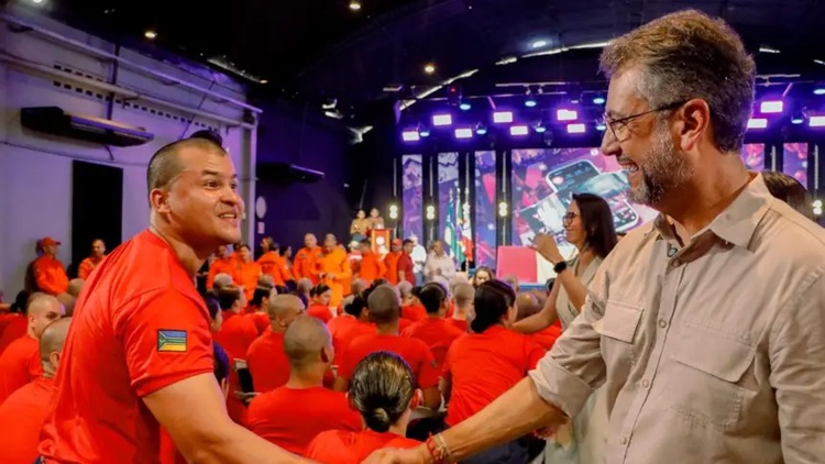 Governador Clécio celebra aumento no efetivo com aula inaugural para 183 alunos-soldados do Corpo de Bombeiros