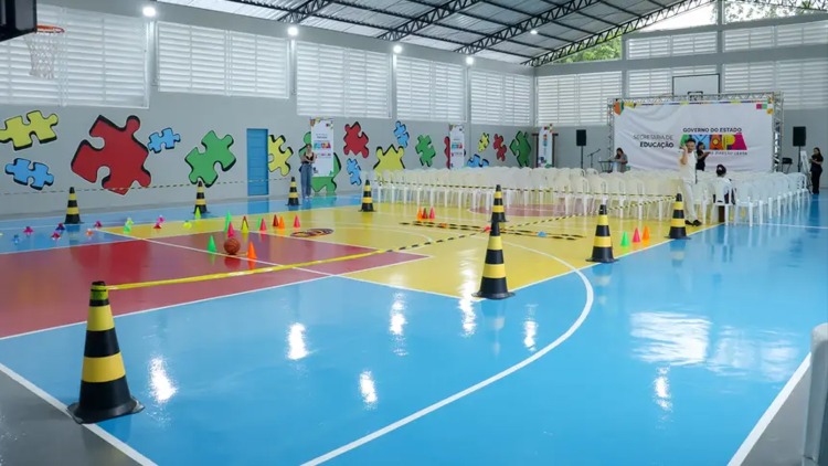 GEA entrega nova quadra poliesportiva para o Centro de Referência em Autismo ‘Mundo Azul’, em Santana