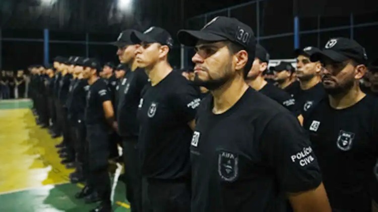 Governador Clécio anuncia instituição de comissão para novo concurso da Polícia Civil com vagas em cadastro reserva