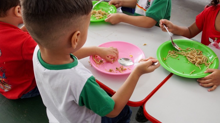 Prefeitura de Macapá regulariza merenda escolar e retoma abastecimento em todas as escolas municipais
