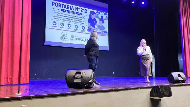Prefeitura de Santana realiza formação continuada para profissionais de apoio escolar
