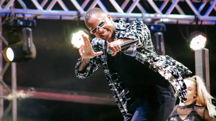 Léo Santana abre programação de shows nacionais da Expofeira 2026